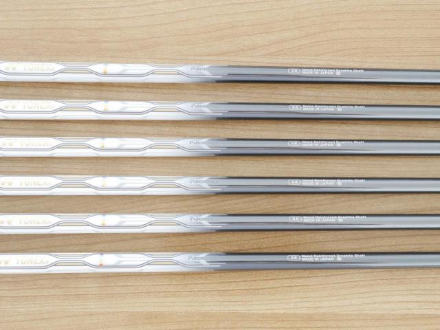 Iron set : Yonex : ชุดเหล็ก Yonex Royal E-Zone (รุ่นปี 2020 หน้าเด้งสุดๆ ตีไกลสุดๆ) มีเหล็ก 6-Pw,Aw (6 ชิ้น เหล็ก 6 ระยะเท่าเบอร์ 5 รุ่นอื่น) ก้านกราไฟต์ Flex SR