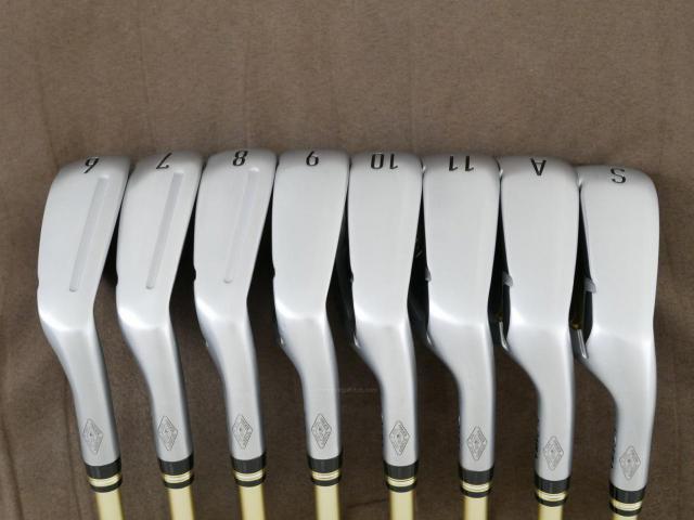 Iron set : Honma : ชุดเหล็ก Honma Beres 2020 Forged (ออกปี 2020) มีเหล็ก 6-11,Aw,Sw (8 ชิ้น เทียบเท่า 5-Pw,Aw,Sw) ก้าน ARMRQ (47) Flex R (2 ดาว)