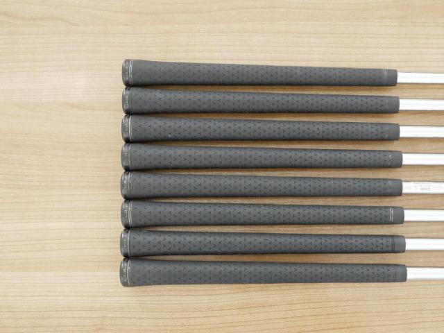 Iron set : Other Brand : ชุดเหล็ก Cobra SZ (ใบใหญ่ ตีง่าย) มีเหล็ก 4-Pw,Aw (8 ชิ้น) ก้านเหล็ก NS Pro Flex R