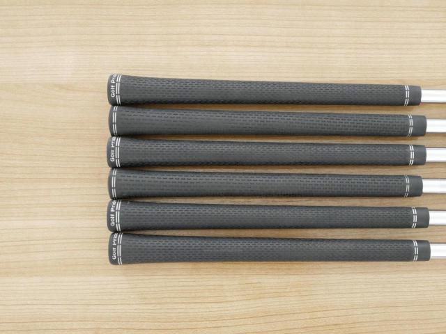 Iron set : Titleist : ชุดเหล็ก Titleist T200 Forged (รุ่นปี 2022 Japan Spec) มีเหล็ก 5-Pw (6 ชิ้น) ก้านเหล็ก NS Pro 880 AMC Flex S
