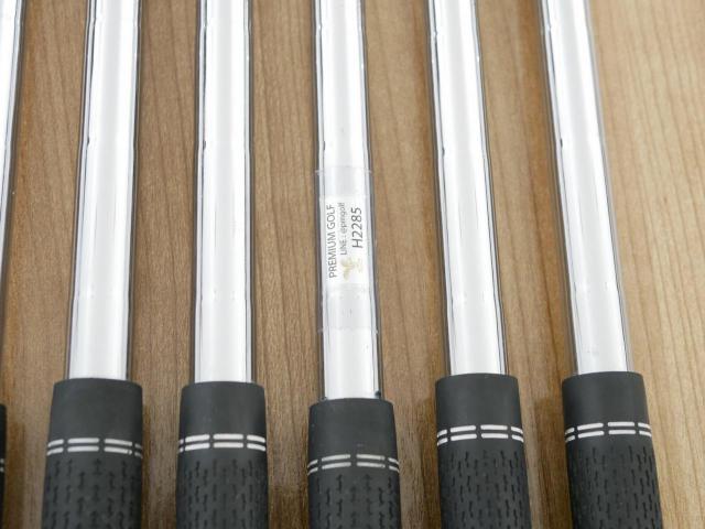 Iron set : Titleist : ชุดเหล็ก Titleist T200 Forged (รุ่นปี 2022 Japan Spec) มีเหล็ก 5-Pw (6 ชิ้น) ก้านเหล็ก NS Pro 880 AMC Flex S