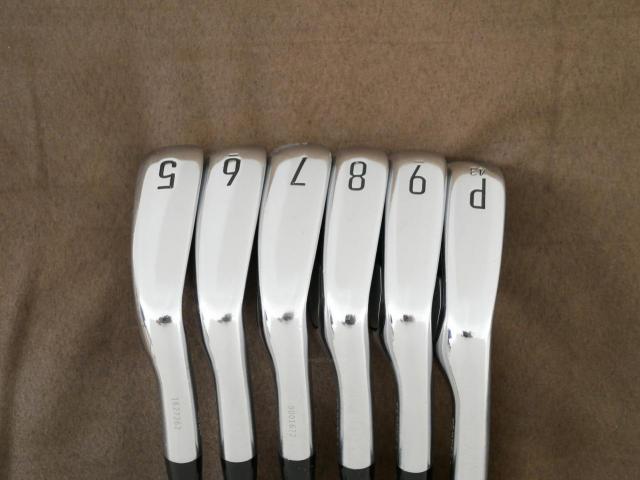 Iron set : Titleist : ชุดเหล็ก Titleist T200 Forged (รุ่นปี 2022 Japan Spec) มีเหล็ก 5-Pw (6 ชิ้น) ก้านเหล็ก NS Pro 880 AMC Flex S