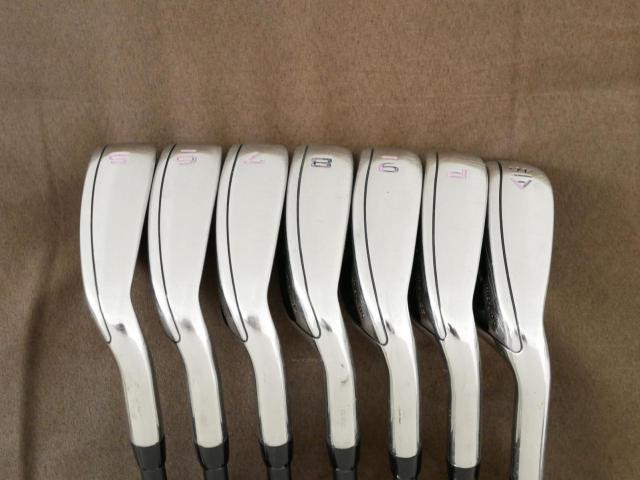 Iron set : Callaway : ชุดเหล็ก Callaway Rogue ST Max OS (ออกปี 2022 ตีง่ายสุดๆ ไกลสุดๆ) มีเหล็ก 5-Pw,Aw (7 ชิ้น) ก้านกราไฟต์ Fujikura Speeder NX 40 Flex R