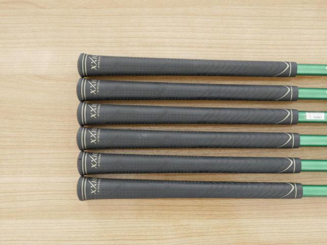 Iron set : XXIO : ชุดเหล็ก XXIO Prime 8 (รุ่นท๊อปสุด ออกปี 2015 ตีง่าย ไกล) มีเหล็ก 6-Pw,Aw (6 ชิ้น) ก้านกราไฟต์ SP-800 Flex R