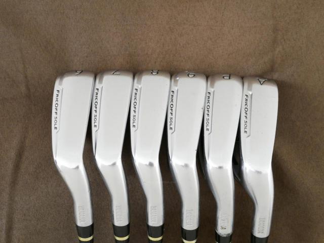 Iron set : Yamaha : ชุดเหล็ก Yamaha Inpres UD+2 (ออกปี 2019 ตีไกลที่สุด ไกลกว่าเหล็กทั่วไป 2 เบอร์ หน้าเด้ง COR 0.822) มีเหล็ก 6-Pw,Aw (6 ชิ้น) ก้านเหล็ก NS Pro Zelos 7 Flex S