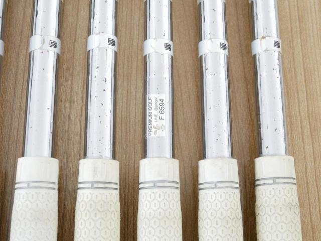 Iron set : Maruman : ชุดเหล็ก Maruman Conductor มีเหล็ก 5-Pw (6 ชิ้น) ก้านเหล็ก NS Pro 950 Flex S