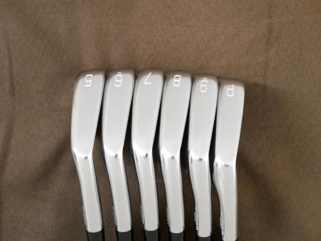 Iron set : Mizuno : ชุดเหล็ก Mizuno Pro 245 Forged (ปี 2024 นุ่ม แน่น ระยะดี) มีเหล็ก 5-Pw (6 ชิ้น) ก้านเหล็ก KBS Tour 120 Flex S