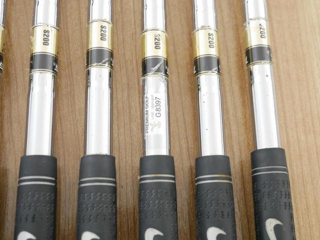 Iron set : Other Brand : **มีตำหนิ**ชุดเหล็ก Nike CCI Forged มีเหล็ก 3-Pw (8 ชิ้น) ก้านเหล็ก Dynamic Gold S200