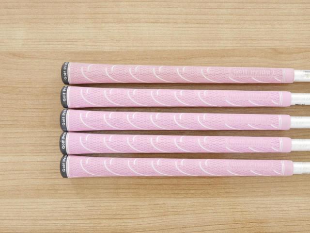 Lady club : All : ชุดเหล็กกระเทย Katana Voltio G Series มีเหล็ก 8-Pw,Aw,As (5 ชิ้น ระยะเทียบเท่า เหล็ก 7-Pw,Aw) ก้าน Tour AD VT-4 Flex L