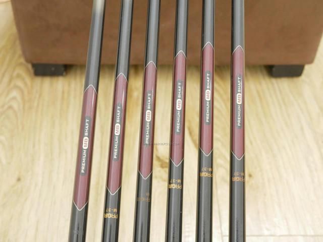 Iron set : PRGR : ชุดเหล็ก PRGR Premium Red TR-X 505 (รุ่นท็อป หน้าเด้ง ตีง่ายไกลมาก) มีเหล็ก 7-Pw,Aw,Sw (6 ชิ้น) ก้านกราไฟต์  M-37 Flex R