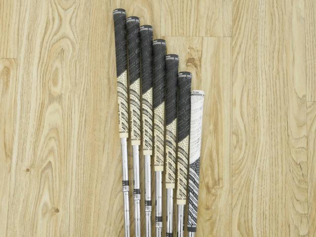 Iron set : Tourstage : ชุดเหล็ก Tourstage EXE (ตัวท้อปสุด หน้าเด้ง) มีเหล็ก 4-Pw (7 ชิ้น) ก้านเหล็ก NS Pro 900 Flex R