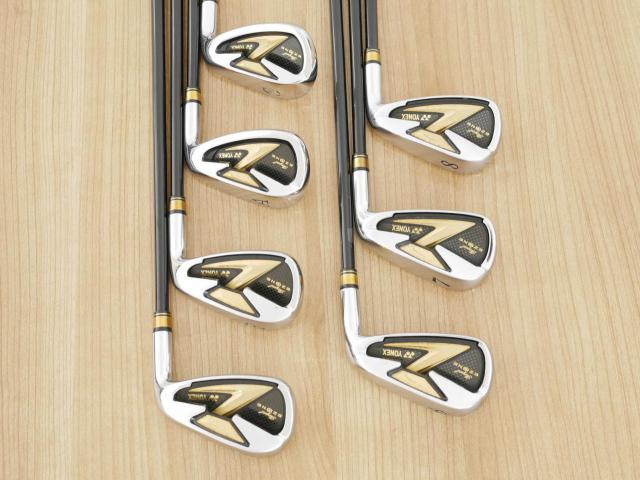 Iron set : Yonex : ชุดเหล็ก Yonex Royal E-Zone (รุ่นท๊อปสุด ก้านดีมาก หน้าเด้ง ตีไกลสุดๆ) มีเหล็ก 6-Pw,Aw,Sw (7 ชิ้น) ก้านกราไฟต์ NANOPREME Flex R