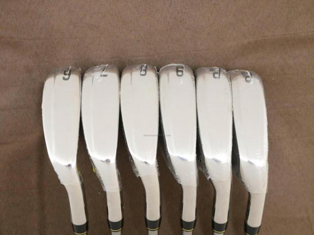 Iron set : Maruman : **ของใหม่ ยังไม่แกะพลาสติก** ชุดเหล็ก Maruman Shuttle Type X (ออกปี 2020 ตีง่าย ไกลสุดๆๆๆๆ) มีเหล็ก 6-Pw,Pa (6 ชิ้น) ก้านกราไฟต์ Mitsubishi Flex SR