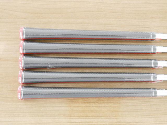 Iron set : Taylormade : **ของใหม่ ยังไม่แกะพลาสติก** ชุดเหล็ก Taylormade Stealth (ออกปี 2022 Japan Spec.) มีเหล็ก 6-Pw (5 ชิ้น) ก้านเหล็ก KBS Max MT 85 Flex S