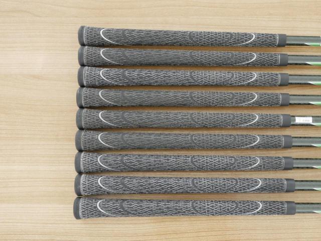 Iron set : Honma : ชุดเหล็ก Honma Beres IE-03 (ปี 2016 เหมาะกับซีเนียร์) มีเหล็ก 4-11,Sw (9 ชิ้น) ก้าน ARMRQ 8 (45) Flex R (2 ดาว)