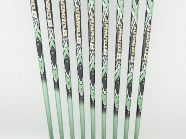 Iron set : Honma : ชุดเหล็ก Honma Beres IE-03 (ปี 2016 เหมาะกับซีเนียร์) มีเหล็ก 4-11,Sw (9 ชิ้น) ก้าน ARMRQ 8 (45) Flex R (2 ดาว)