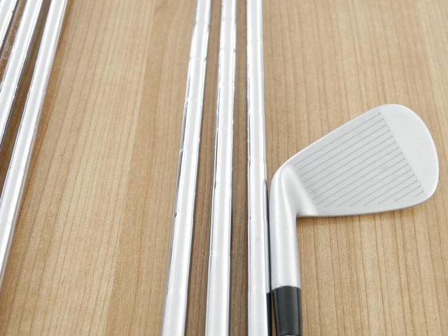 Iron set : Taylormade : ชุดเหล็ก Taylormade P770 Forged (รุ่นปี 2023 นุ่ม แน่น)  มีเหล็ก 4-Pw (7 ชิ้น) ก้านเหล็ก KBS Tour Lite Flex S