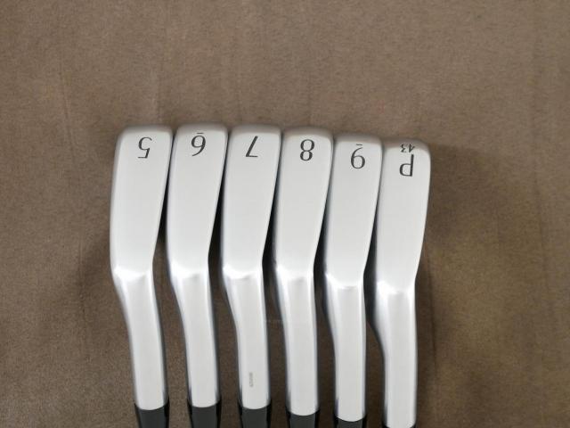 Iron set : Titleist : ชุดเหล็ก Titleist T250 Forged (รุ่นล่าสุด ออกปี 2025 Japan Spec) มีเหล็ก 5-Pw (6 ชิ้น) ก้านเหล็ก NS Pro 880 AMC Flex S