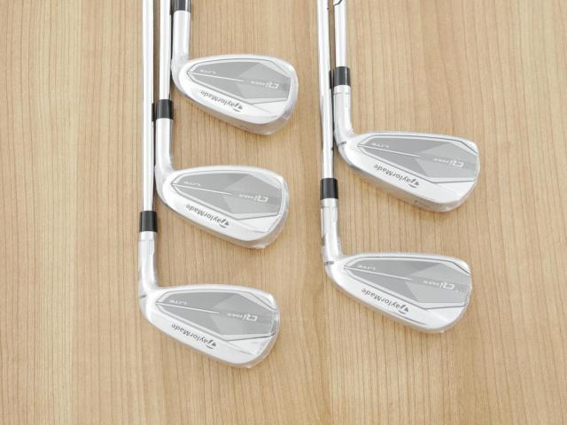 Iron set : Taylormade : **ของใหม่ ยังไม่แกะพลาสติก** ชุดเหล็ก Taylormade Qi MAX Lite (รุ่นล่าสุด ออกปี 2024 Japan Spec.) มีเหล็ก 6-Pw (5 ชิ้น) ก้านเหล็ก NS Pro 790 Flex S