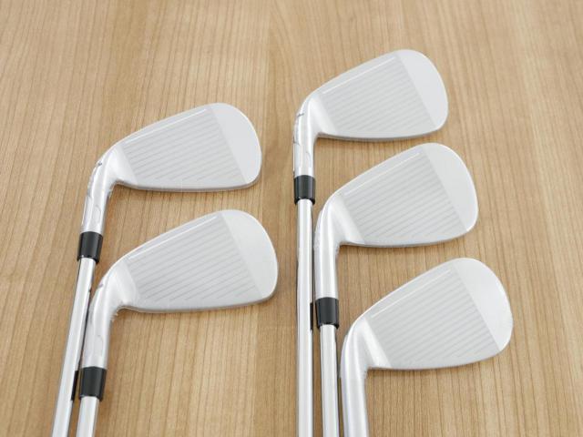 Iron set : Taylormade : **ของใหม่ ยังไม่แกะพลาสติก** ชุดเหล็ก Taylormade Qi MAX Lite (รุ่นล่าสุด ออกปี 2024 Japan Spec.) มีเหล็ก 6-Pw (5 ชิ้น) ก้านเหล็ก NS Pro 790 Flex S
