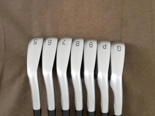 Iron set : Mizuno : ชุดเหล็ก Mizuno JPX 925 Forged (รุ่นล่าสุด ออกปี 2024 ตัวท๊อป นุ่ม แน่น ไกล) มีเหล็ก 5-Pw,Gw (7 ชิ้น) ก้านเหล็ก KBS Tour Lite 95 Flex S