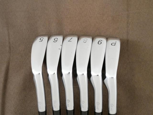 Iron set : PRGR : ชุดเหล็ก PRGR TUNE 01 HC (Forged) มีเหล็ก 5-Pw (6 ชิ้น) ก้านกราไฟต์ Fujikura MCI 70 Flex S