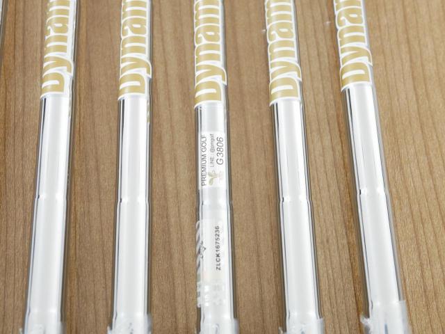 Iron set : Callaway : **ของใหม่ ยังไม่แกะพลาสติก** ชุดเหล็ก Callaway Rogue ST Max OS (ออกปี 2022 ตีง่ายสุดๆ ไกลสุดๆ) มีเหล็ก 5-Pw (6 ชิ้น) ก้านเหล็ก Dynamic Gold 95 R300