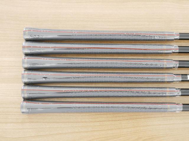 Iron set : Other Brand : **ของใหม่ ยังไม่แกะพลาสติก** ชุดเหล็ก Mutsumi Honma MH777 One Length (ใบใหญ่ ตีง่าย ไกล) มีเหล็ก 5-Pw (6 ชิ้น) ก้านกราไฟต์ Flex SR