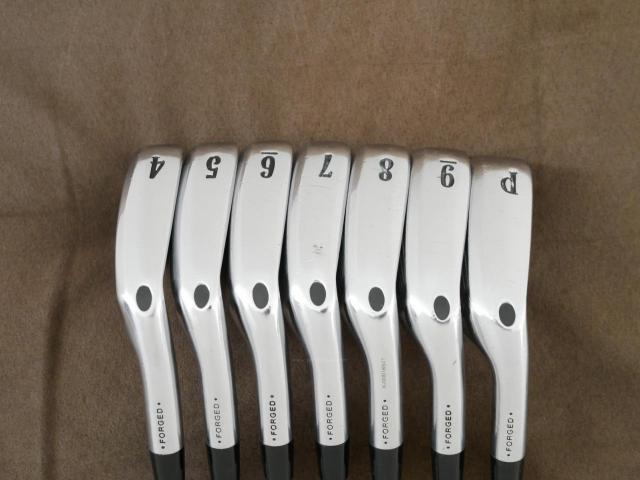Iron set : Callaway : ชุดเหล็ก Callaway X-Tour (Forged) มีเหล็ก 4-Pw (7 ชิ้น) ก้านเหล็ก MEMPHIS M10 Flex S