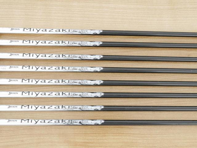 Iron set : Other Brand : ชุดเหล็ก Srixon GIE (ใบใหญ่ ตีง่าย) มีเหล็ก 5-Pw,Aw,Sw (8 ชิ้น) ก้านกราไฟต์ Miyazaki 61 Flex R
