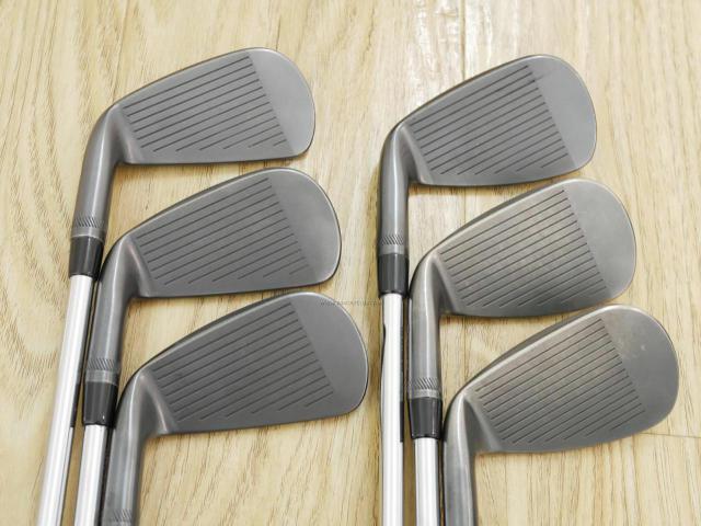 Iron set : Maruman : ชุดเหล็ก Maruman Majesty Royal Black Forged (ปี 2021 รุ่นท๊อป หายาก) มีเหล็ก 5-Pw (6 ชิ้น) ก้านเหล็ก Dynamic Gold 95 VSS S200