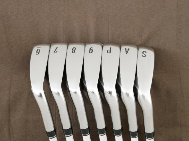 Iron set : Callaway : ชุดเหล็ก Callaway Big Bertha Beta (ใบใหญ่ ตีง่ายมาก) มีเหล็ก 6-Pw,Aw,Sw (7 ชิ้น) ก้านกราไฟต์ Fujikura Air Speeder Flex R2