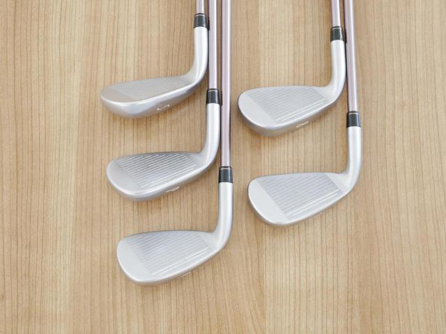 Lady club : All : ชุดเหล็ก Taylormade Gloire (รุ่นท๊อปสุด Japan Spec. ใบใหญ่ ตีง่าย ไกล) มีเหล็ก 7-Pw,Sw (5 ชิ้น) ก้านกราไฟต์ Flex L