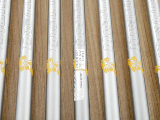 Iron set : Callaway : ชุดเหล็ก Callaway Mavrik (ปี 2020 ตีง่าย ไกลมากๆ) มีเหล็ก 5-Pw,Aw (7 ชิ้น) ก้านกราไฟต์ Mitsubishi Diamana 50 Flex S