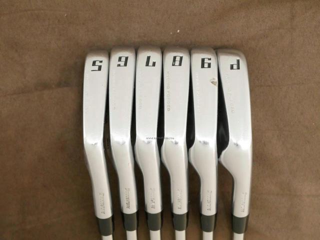 Iron set : Tourstage : ชุดเหล็ก Tourstage X-Blade 901 Forged มีเหล็ก 5-Pw (6 ชิ้น) ก้านเหล็ก Dynamic Gold X100