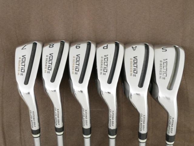 Iron set : Katana : ชุดเหล็กกระเทย Katana Voltio III G Series Hi (ตีง่าย ไกลมาก) มีเหล็ก 7-Pw,Aw,Sw (6 ชิ้น ระยะเทียบเท่า เหล็ก 6-Pw,Sw) ก้าน Tour AD VS-5 Flex R