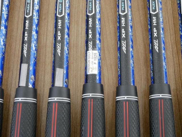 Iron set : Tsuruya : ชุดเหล็ก Tsuruya AXEL XP HM (หน้าเด้ง ตีไกลมากๆ) มีเหล็ก 5-Pw,Aw (7 ชิ้น) ก้านกราไฟต์ Flex S