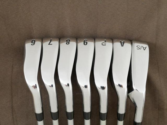 Iron set : Other Brand : ชุดเหล็ก Muziik On The Screw Type D (หน้า Maraging เด้ง ตีไกลมาก) มีเหล็ก 6-Pw,Aw,As (7 ชิ้น) ก้านกราไฟต์ Fujikura MCI 50 Flex R