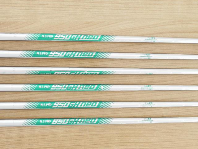 Iron set : Titleist : **มีตำหนิ** ชุดเหล็ก Titleist T400 (ตีง่ายที่สุด ไกลที่สุด ออกปี 2020) มีเหล็ก 6-Pw,43 (6 ชิ้น) ก้านเหล็ก NS Pro 950 NEO Flex S