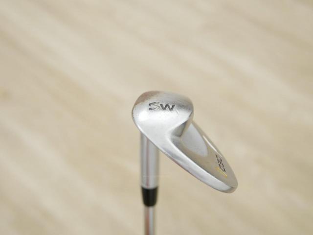 Wedge : Fourteen : Wedge Fourteen D-030 Forged Loft 56 ก้านเหล็ก Dynamic Gold Wedge