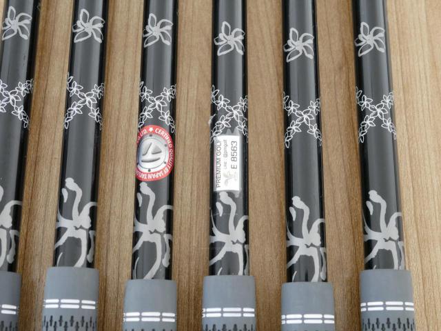 Iron set : Taylormade : ชุดเหล็ก Taylormade P770 Forged (รุ่นปี 2023 นุ่ม แน่น)  มีเหล็ก 5-Pw (6 ชิ้น) ก้านกราไฟต์ Mitsubishi Diamana Thump i95 Flex S