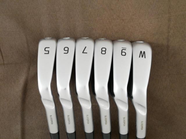 Iron set : Ping : ชุดเหล็ก Ping i240 (รุ่นล่าสุด ออกปี 2025) มีเหล็ก 5-Pw (6 ชิ้น) ก้านเหล็ก NS Pro Modus 120 Flex S