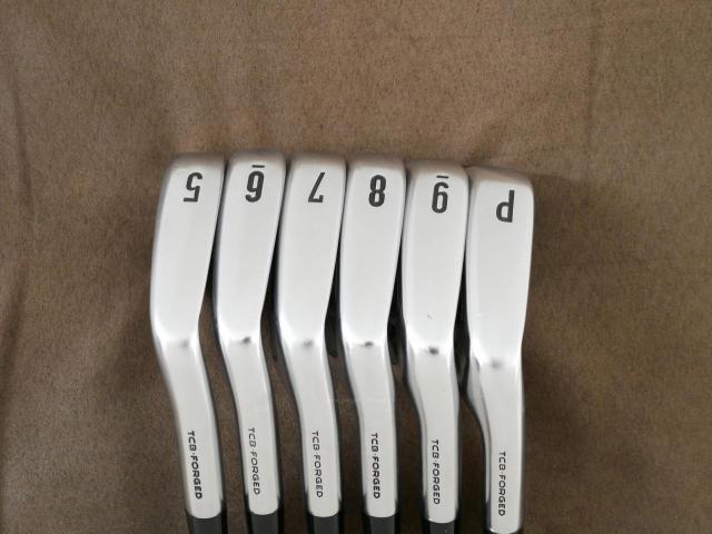 Iron set : Callaway : ชุดเหล็ก Callaway APEX TCB Forged (รุ่นปี 2022) มีเหล็ก 5-Pw (6 ชิ้น) ก้านกราไฟต์ Tour AD-65 II Flex S
