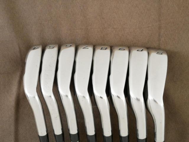 Iron set : Other Brand : ชุดเหล็ก Nike Ignite มีเหล็ก 4-Pw,Sw (8 ชิ้น) ก้านเหล็ก Uniflex (SR)
