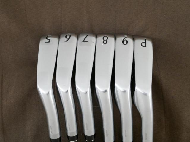 Iron set : Titleist : ชุดเหล็ก Titleist VG3 Forged (Japan Spec.) มีเหล็ก 5-Pw (6 ชิ้น) ก้านกราไฟต์ Flex S