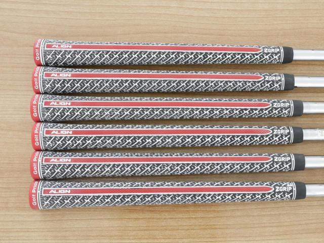 Iron set : Taylormade : ชุดเหล็ก Taylormade P760 Forged (ปี 2018 นุ่ม แน่น) มีเหล็ก 5-Pw (6 ชิ้น) ก้านเหล็ก Dynamic Gold S200 