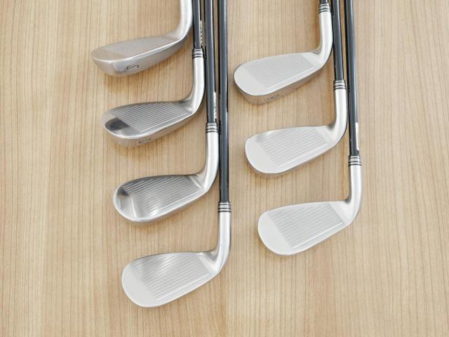 Iron set : XXIO : ชุดเหล็ก XXIO Cross (ออกปี 2019 ตีไกลที่สุดของที่สุดจาก XXIO หน้าเด้งสุดๆ) มีเหล็ก 7-Pw,Aw,Dw,Sw (7 ชิ้น ตีไกลกว่าปกติ 2 เบอร์) ก้านกราไฟต์ Flex R