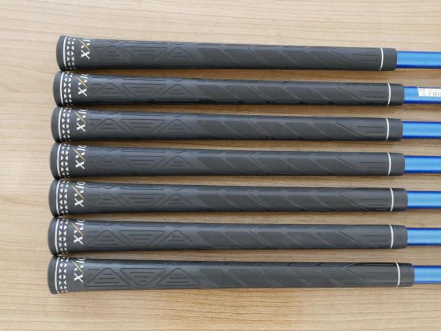 Iron set : XXIO : ชุดเหล็ก XXIO Cross (ออกปี 2019 ตีไกลที่สุดของที่สุดจาก XXIO หน้าเด้งสุดๆ) มีเหล็ก 7-Pw,Aw,Dw,Sw (7 ชิ้น ตีไกลกว่าปกติ 2 เบอร์) ก้านกราไฟต์ Flex R