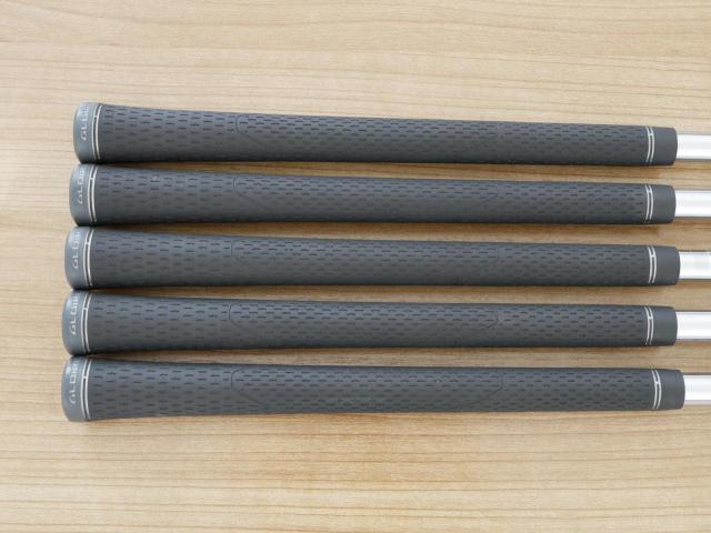 Iron set : Taylormade : ชุดเหล็ก Taylormade Gloire (รุ่นท๊อปสุด Japan Spec. ใบใหญ่ ตีง่าย ไกล) มีเหล็ก 6-Pw (5 ชิ้น) ก้านเหล็ก NS Pro 950 Flex S