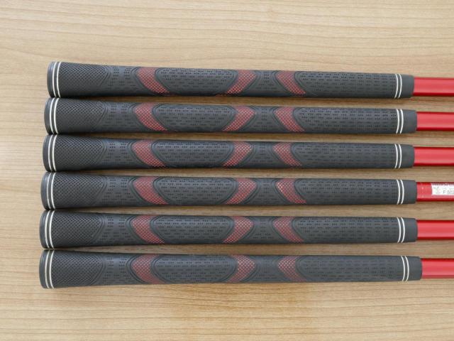 Iron set : Maruman : ชุดเหล็ก Maruman Red-V (ใบใหญ่ ตีง่าย) มีเหล็ก 5-Pw (6 ชิ้น) ก้านกราไฟต์ Flex S